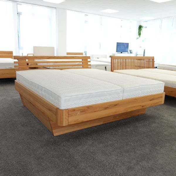 Bettgestell mit Schubblade